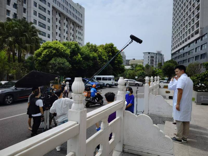 凌海市广告片拍摄公司低成本实现高规格制作的诀窍